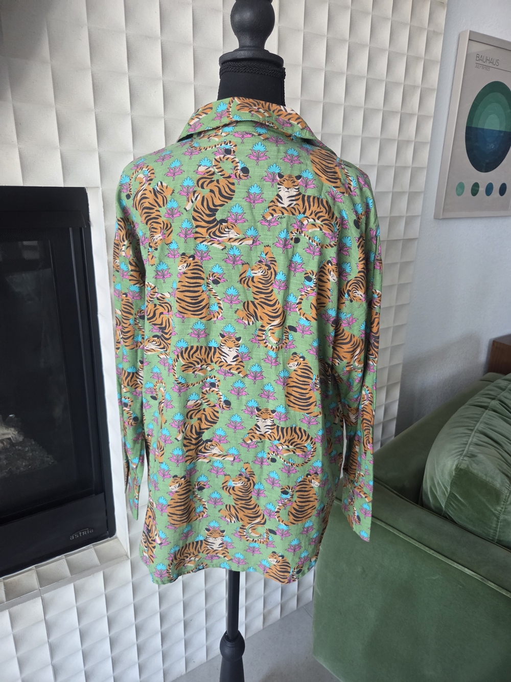 ivy jane Tiger + Floral Print Blouse - Size XS - Small - Picture 4 of 9